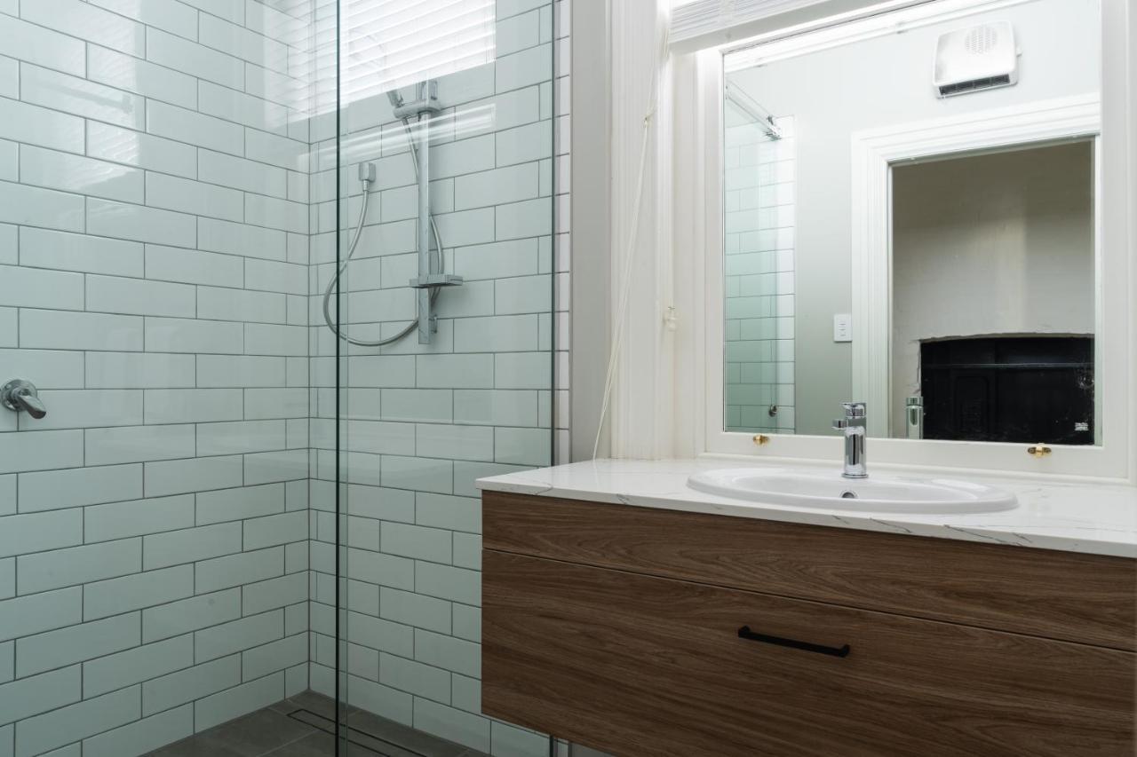 Luxury Apartment On Stuart Dunedin Buitenkant foto